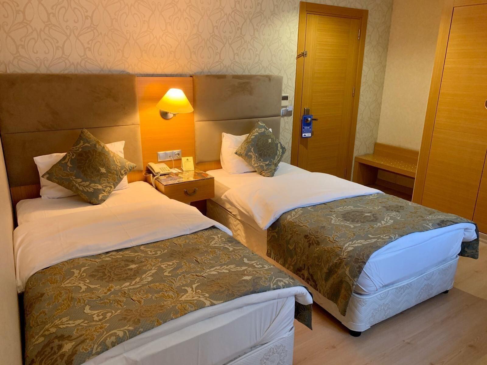 Adana Yukselhan Hotel Екстериор снимка