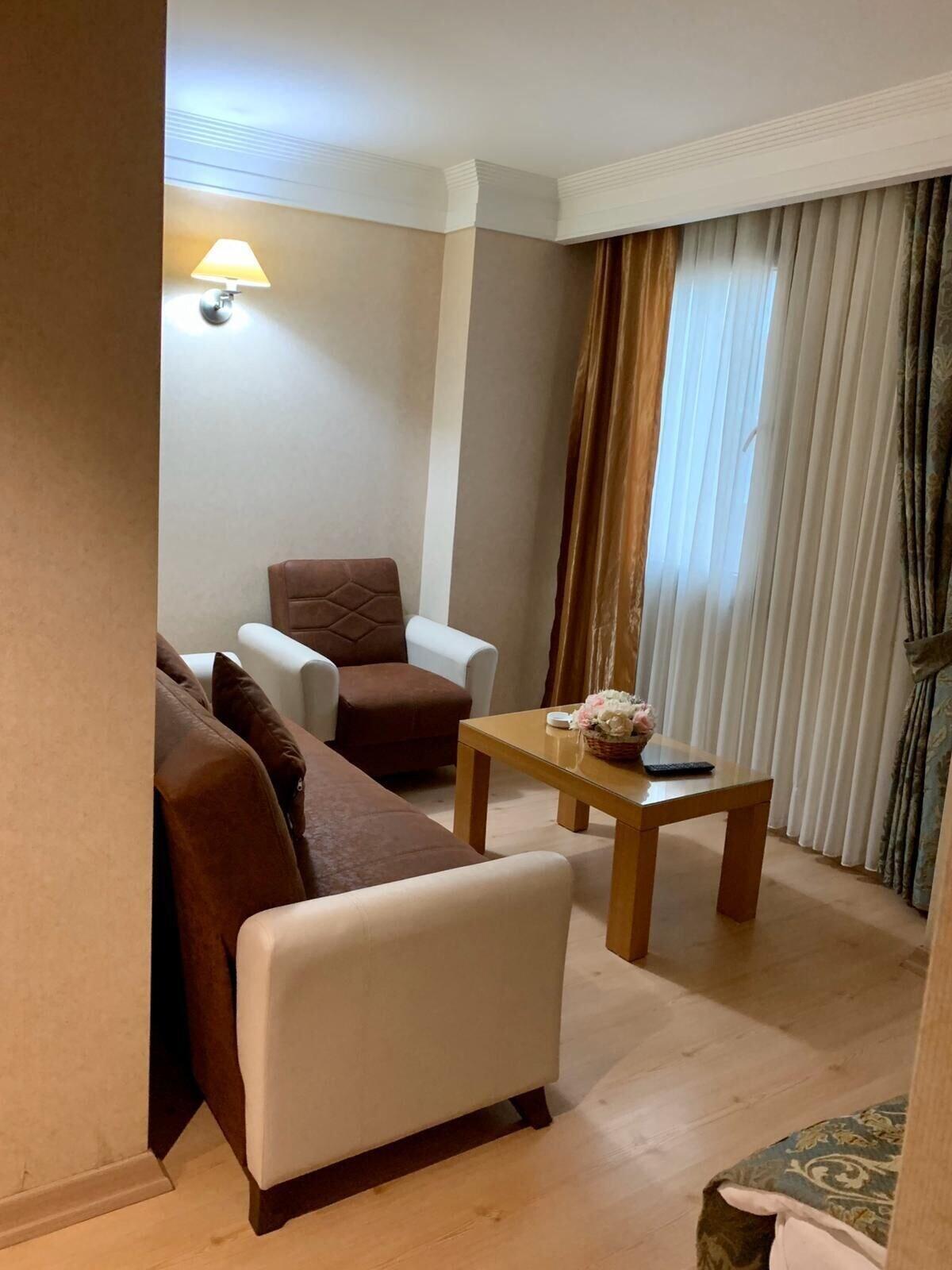 Adana Yukselhan Hotel Екстериор снимка