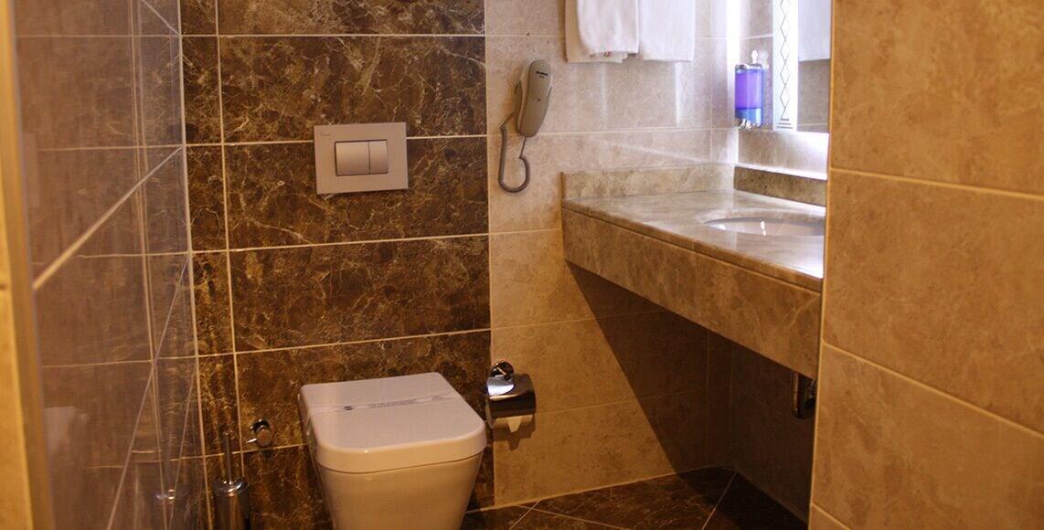 Adana Yukselhan Hotel Екстериор снимка