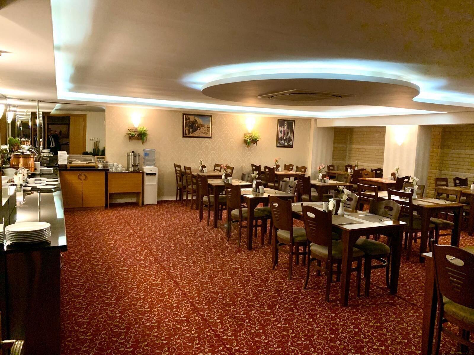 Adana Yukselhan Hotel Екстериор снимка
