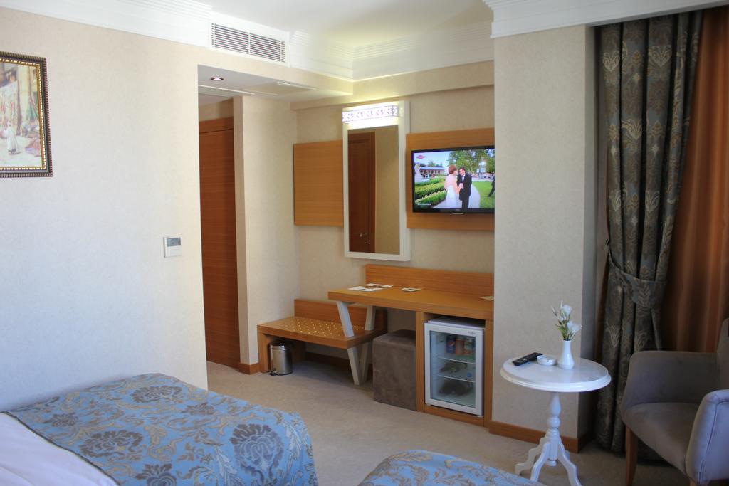 Adana Yukselhan Hotel Екстериор снимка