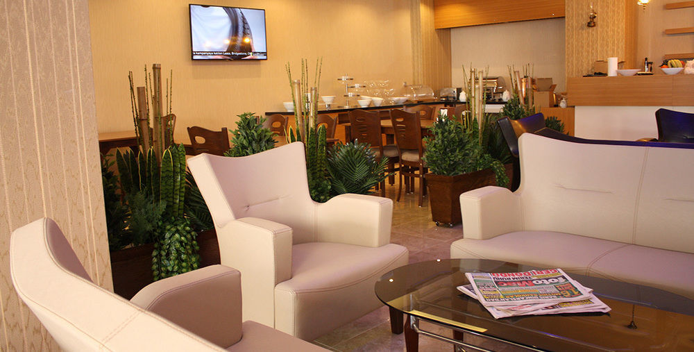 Adana Yukselhan Hotel Екстериор снимка