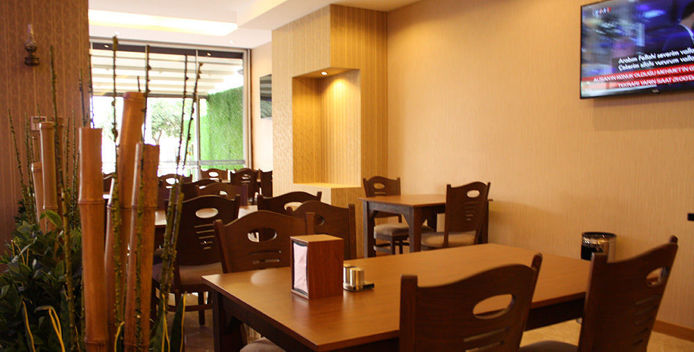 Adana Yukselhan Hotel Екстериор снимка