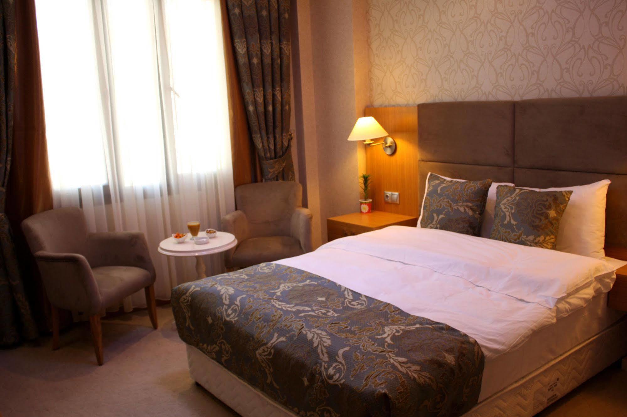 Adana Yukselhan Hotel Екстериор снимка
