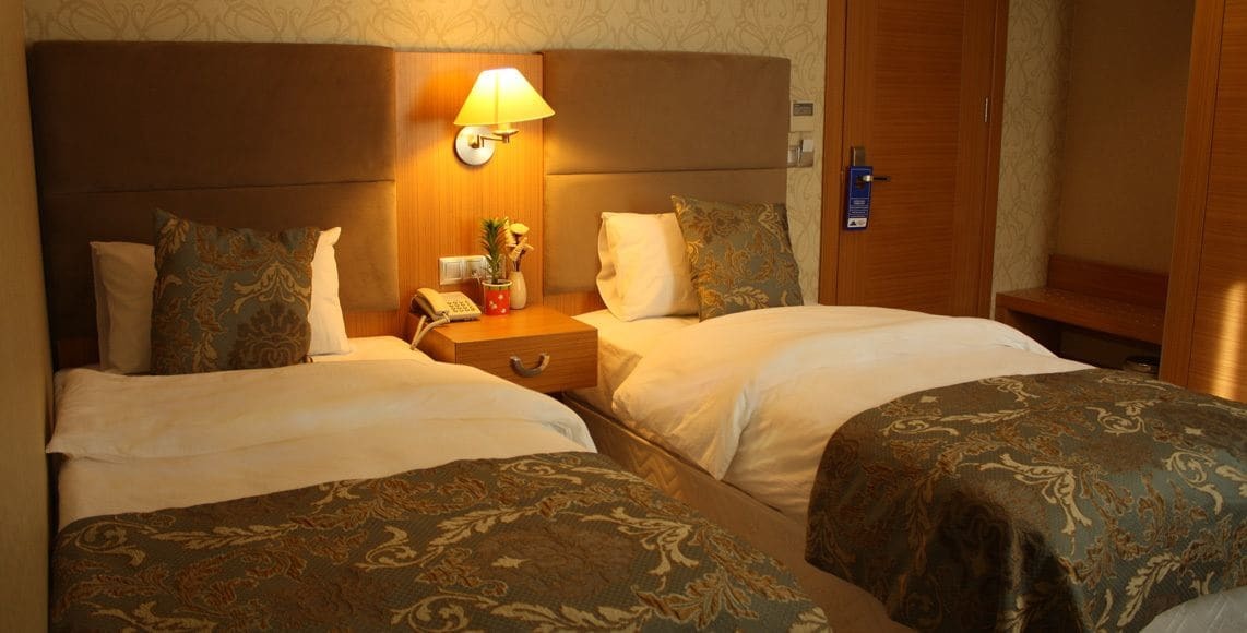 Adana Yukselhan Hotel Екстериор снимка